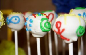 Art Birthday Party | Birthday Party for Kids | PBS KIDS for Parents