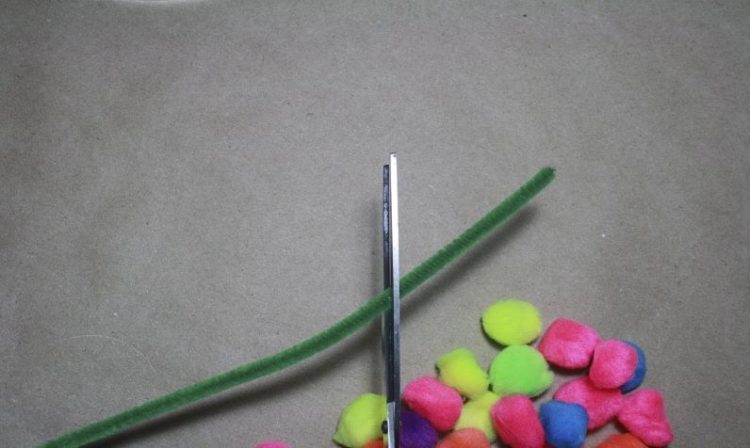 796 x 476 读书派对第 6 步书虫活动的图像。