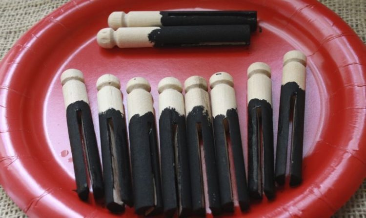 796 x 476 步骤 1 衣夹横幅的图片