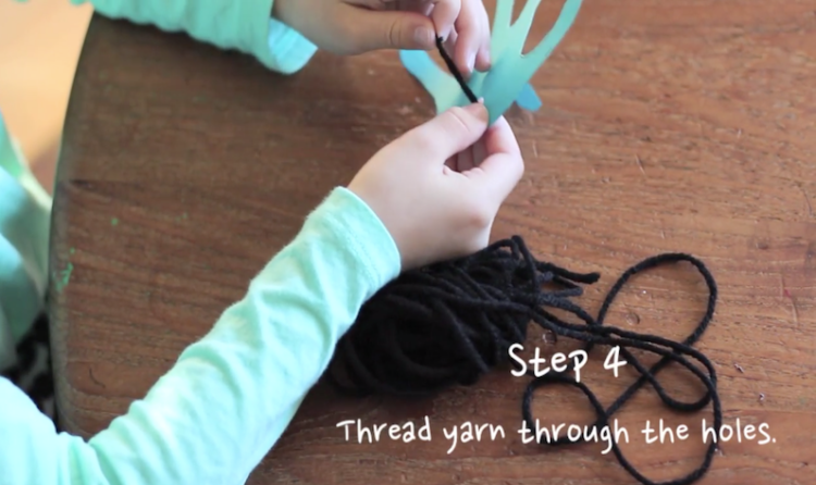 家人手捧花环的图片第4步