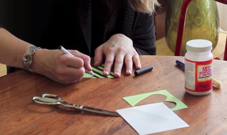 心形拼图第 2 步的图像