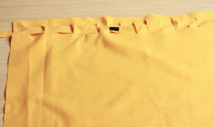 图片步骤4字女孩服装