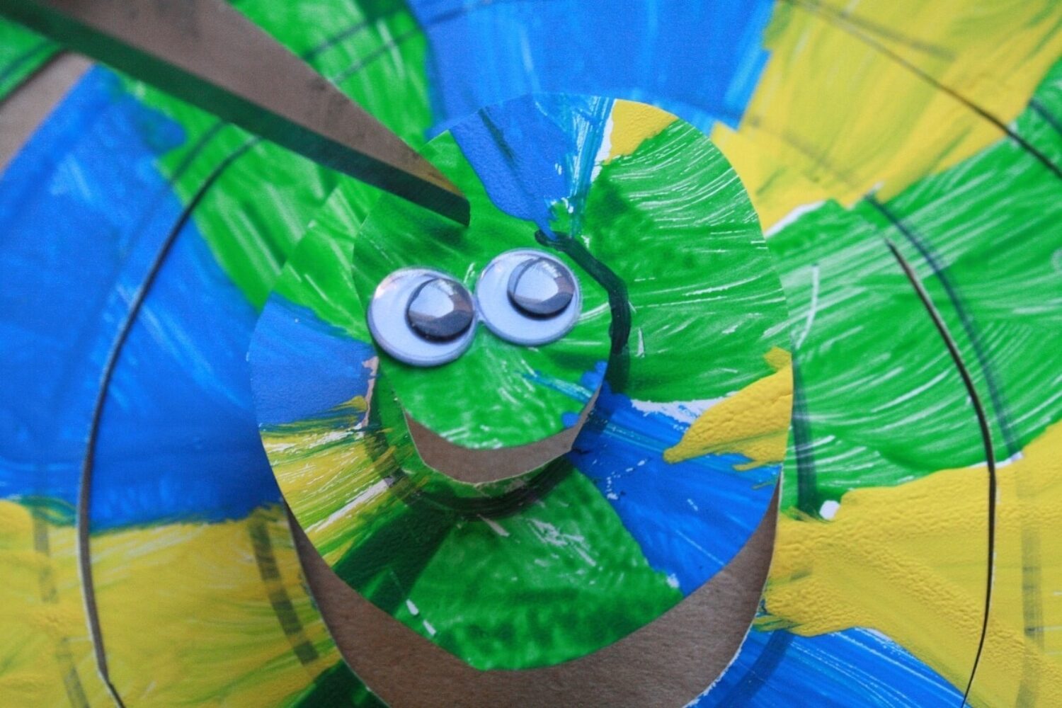 Paper Plate Snakes Crafts for Kids PBS KIDS for Parents