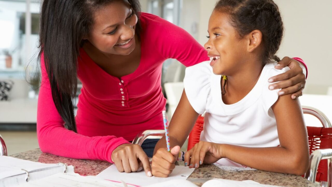 The Difference Between Praise and… PBS KIDS for Parents