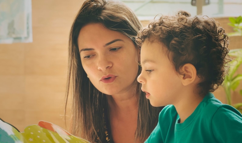 Why Reading Aloud To Kids Helps Them Thrive Pbs Kids - 